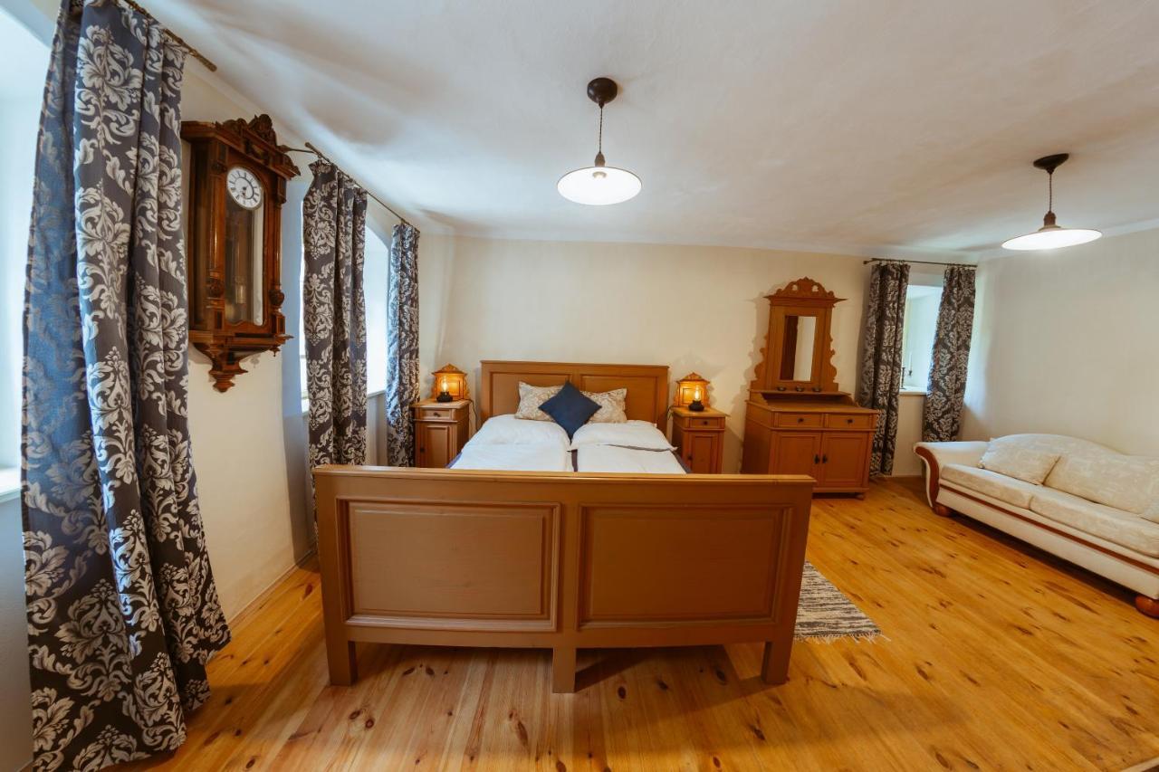Apartmany Rodny Dom Deza Hoffmanna Банська Штявниця Екстер'єр фото
